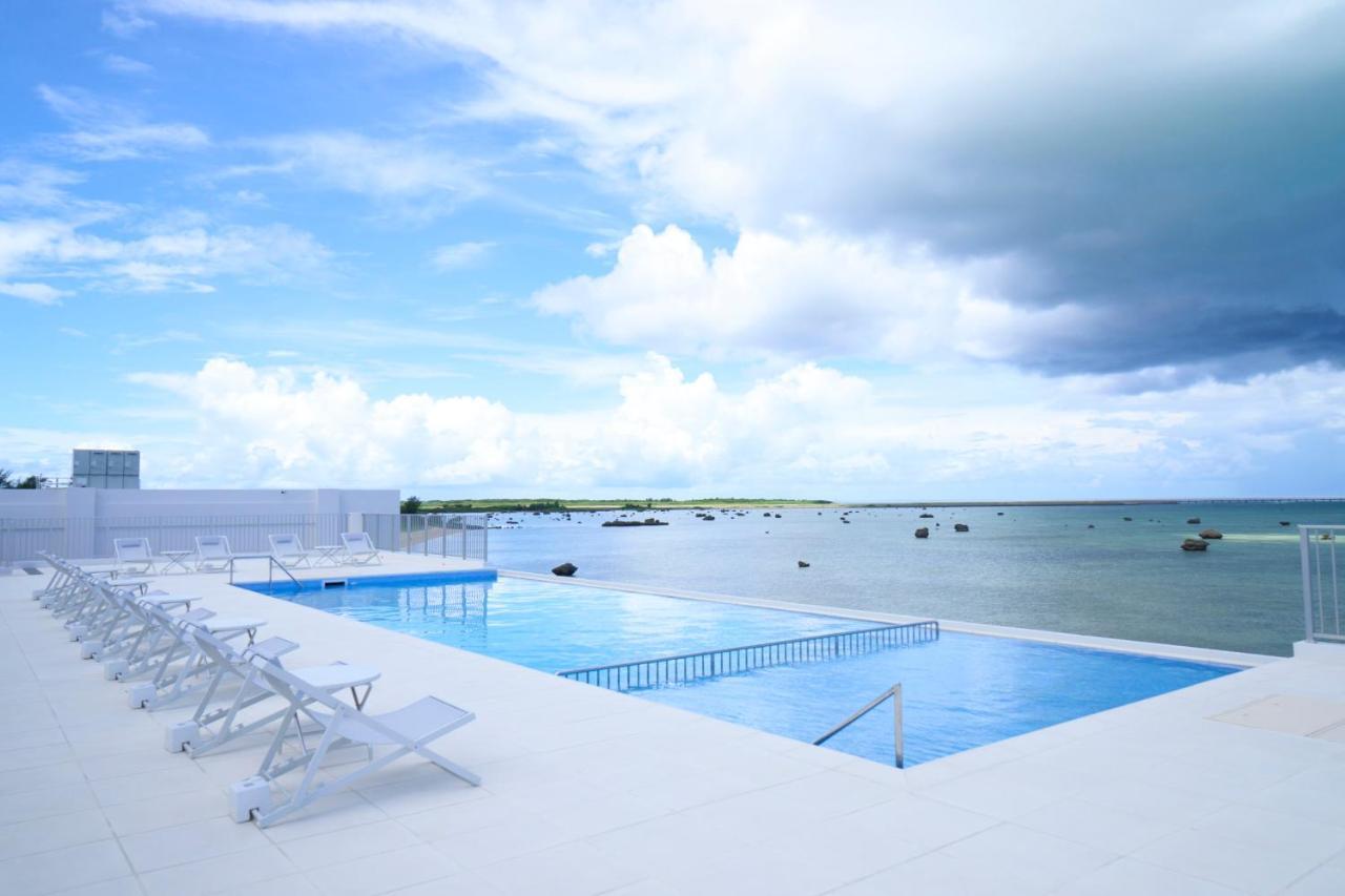 Watermark Hotel & Resorts Okinawa Miyakojima Экстерьер фото